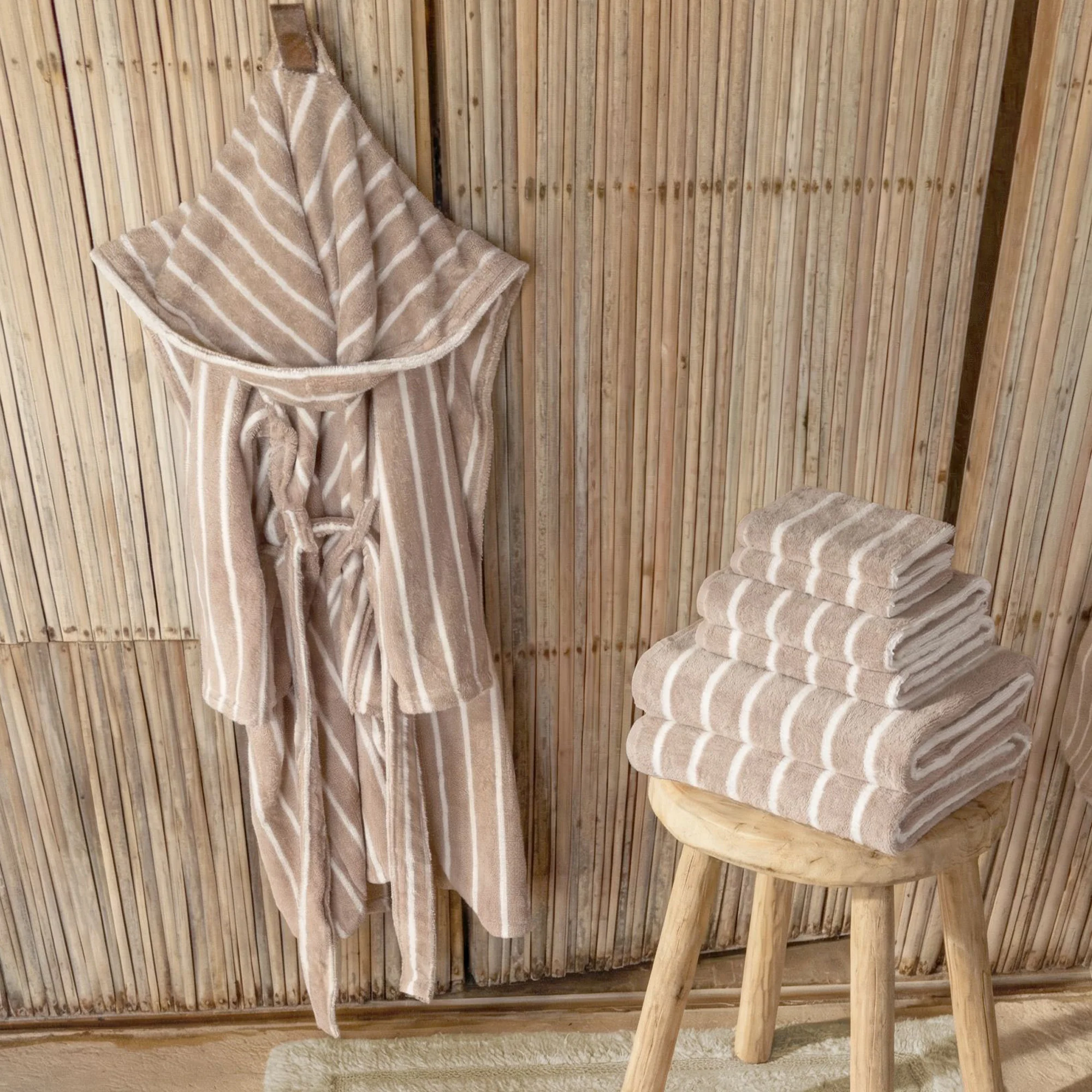 Ultraplush Australian Cotton Towels & Robe Set - Image 27