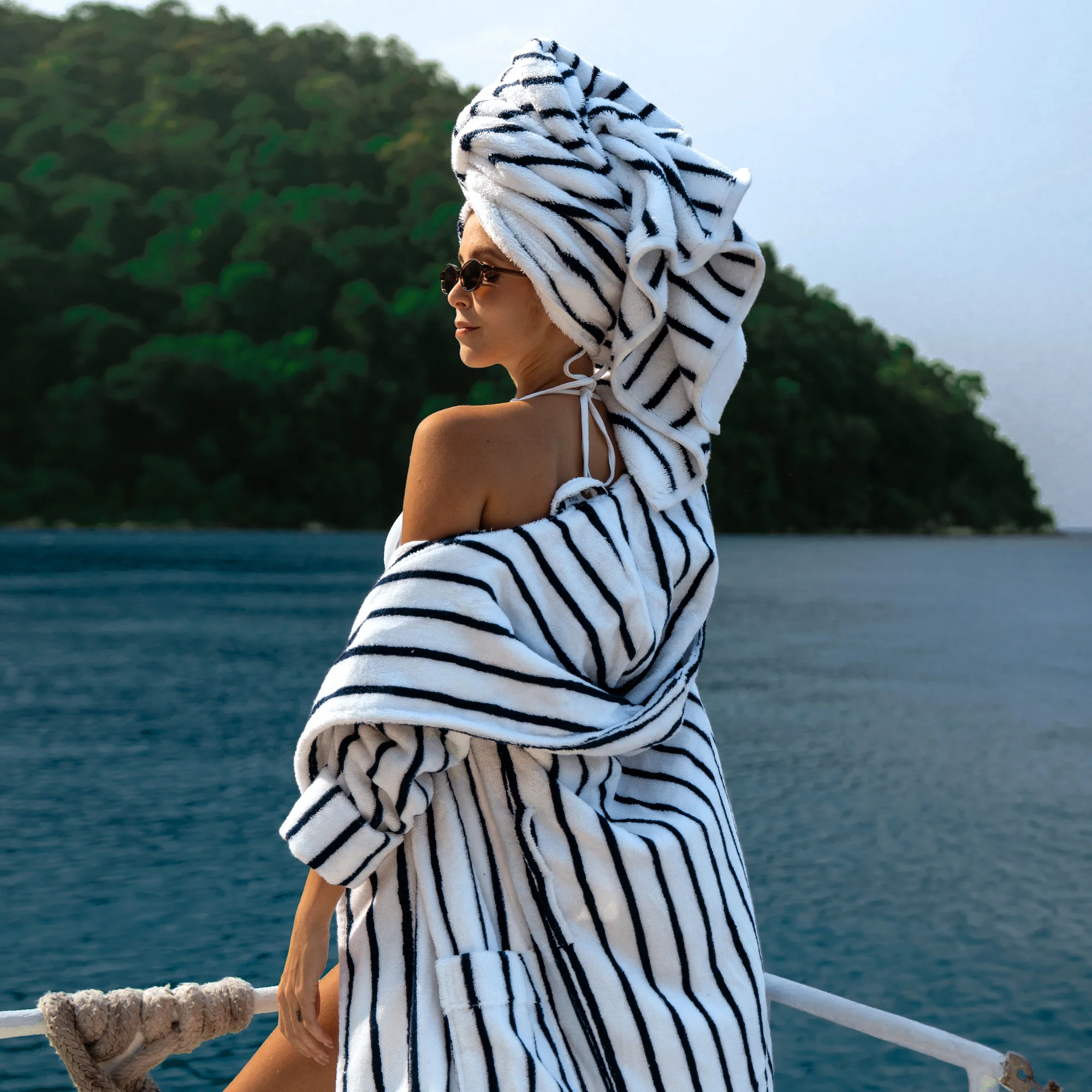 Ultraplush Australian Cotton Towels & Robe Set - Image 29