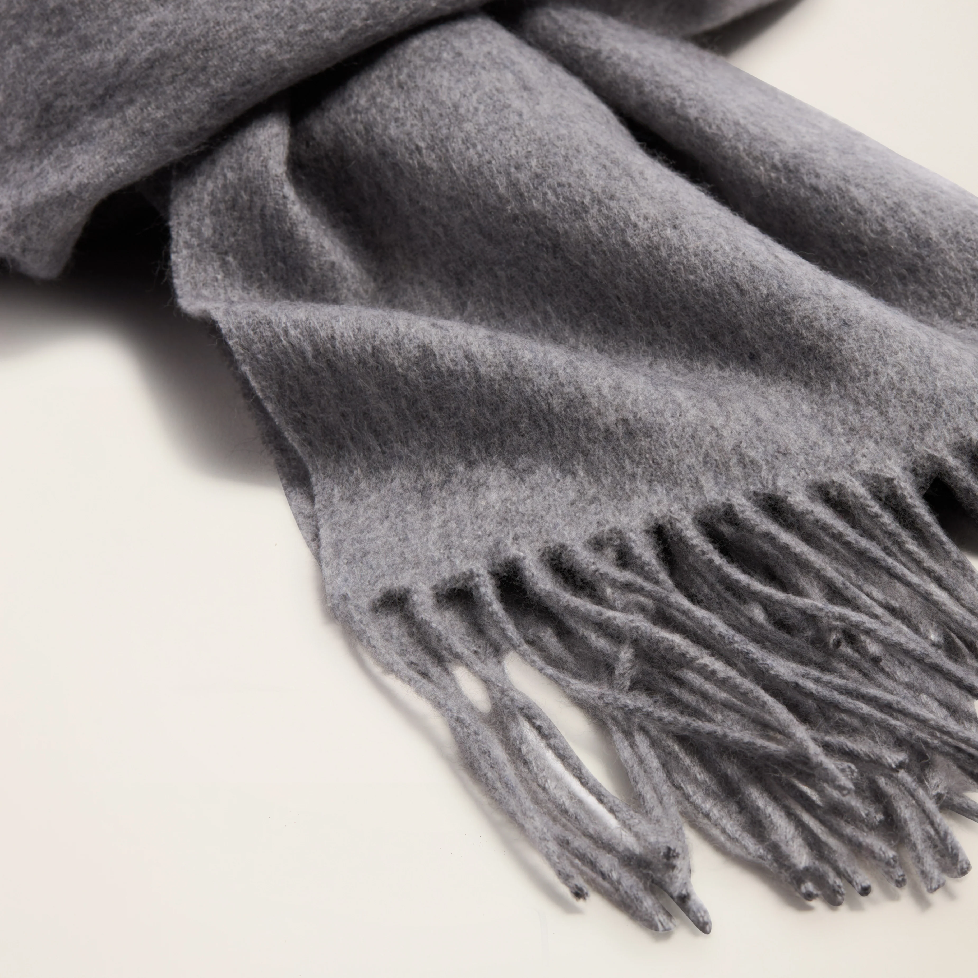 Casey Cashmere Scarf - Image 10