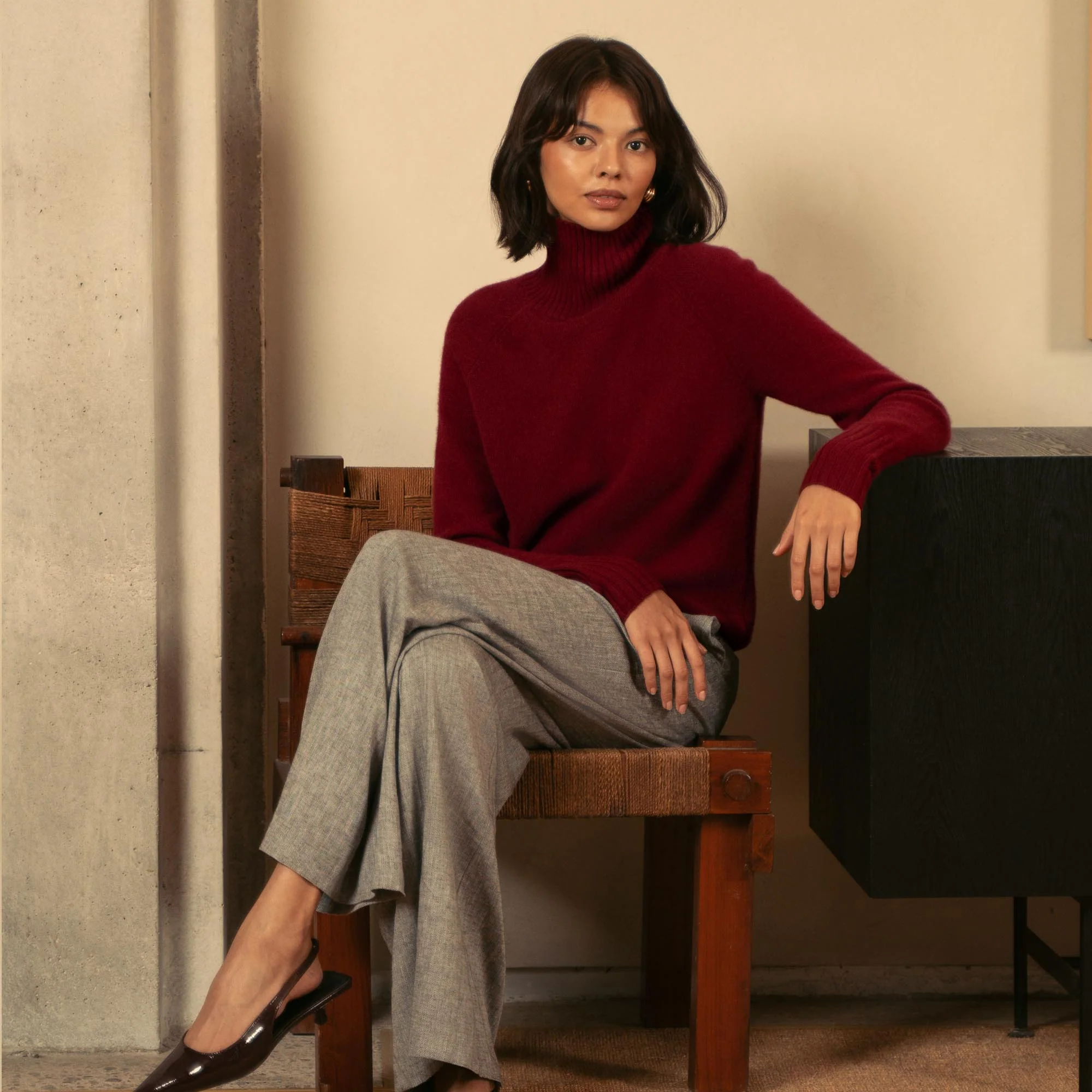 Emma Cashmere Relaxed Turtleneck Sweater - Image 106