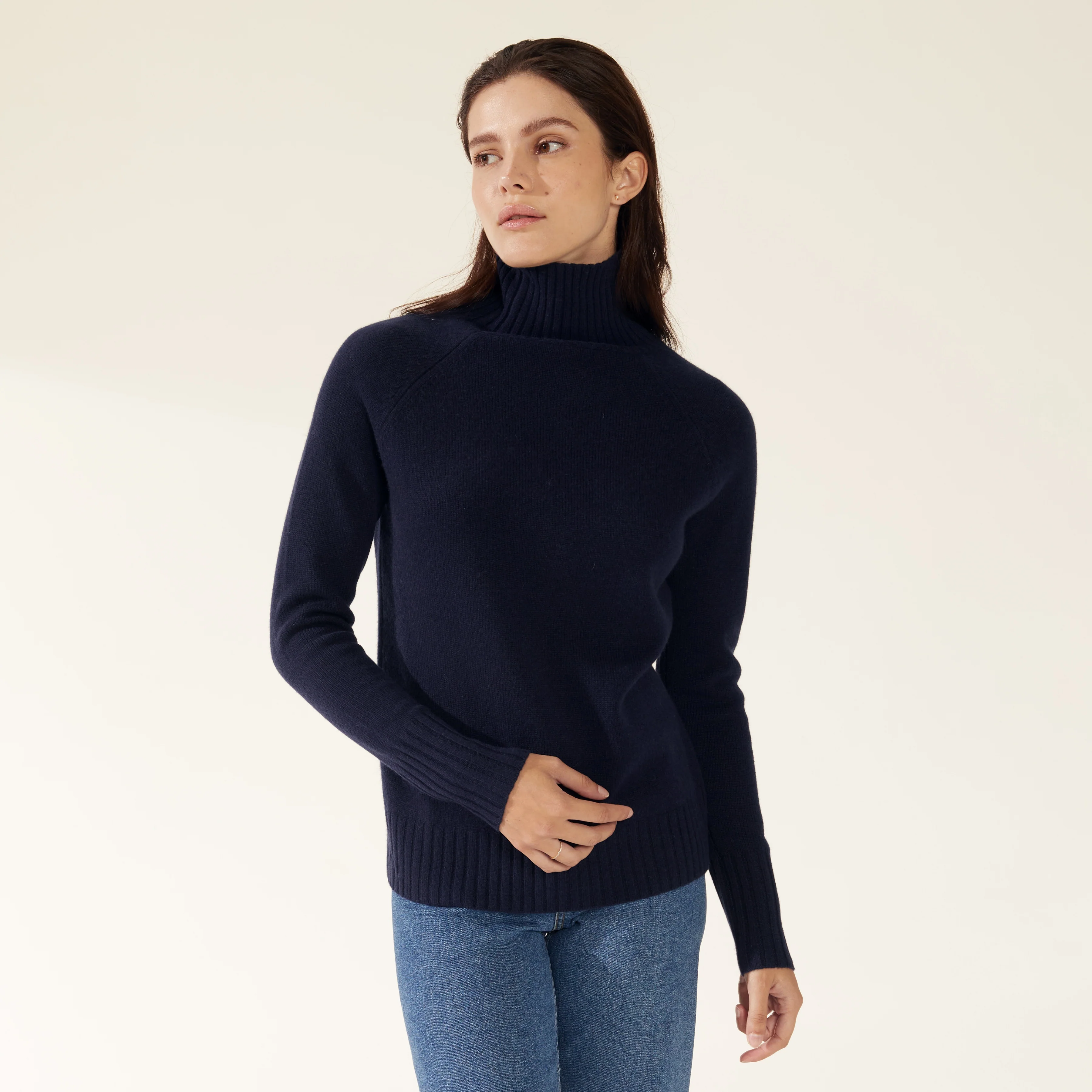Emma Cashmere Relaxed Turtleneck Sweater - Image 24