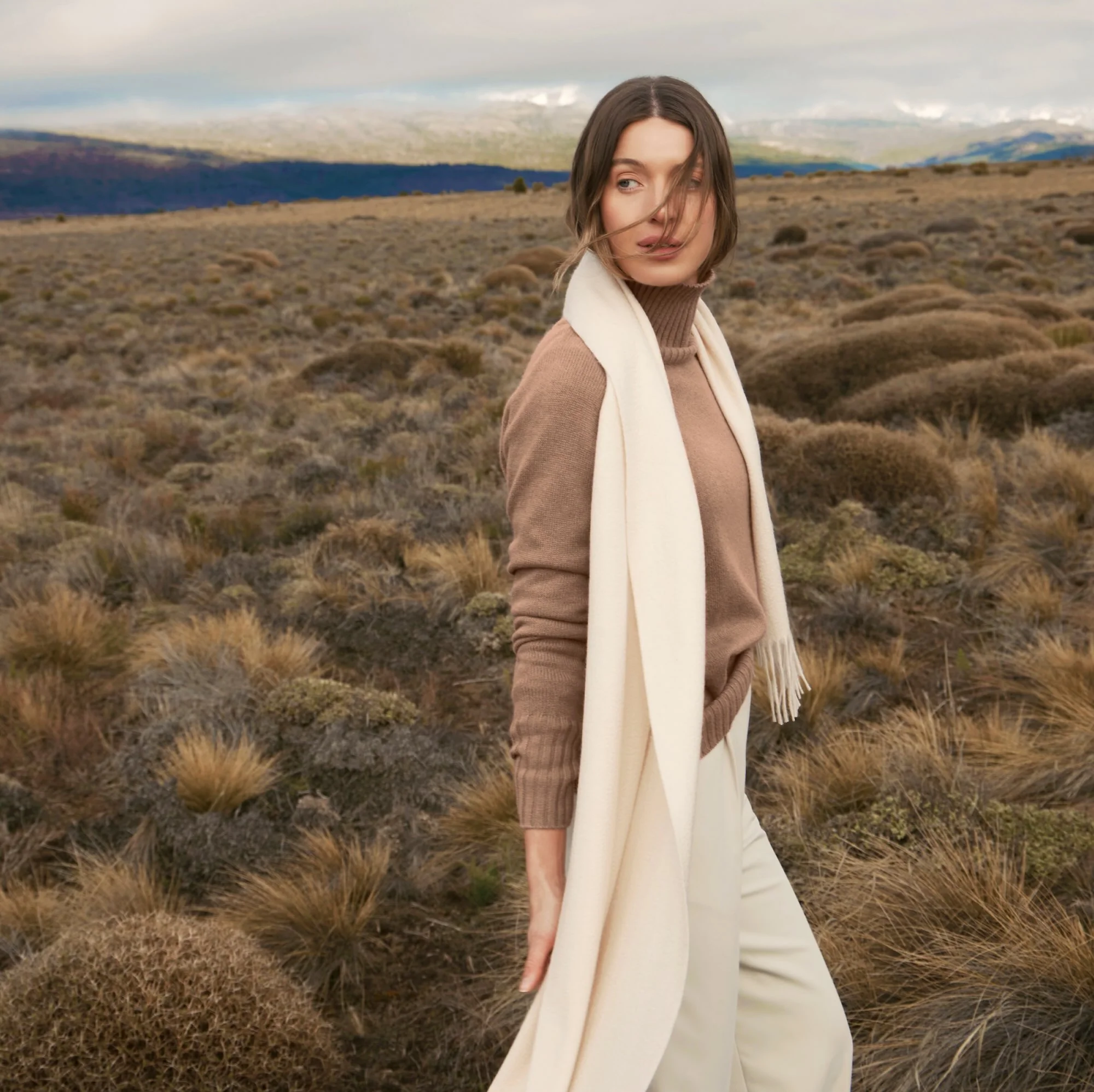 Emma Cashmere Relaxed Turtleneck Sweater - Image 36