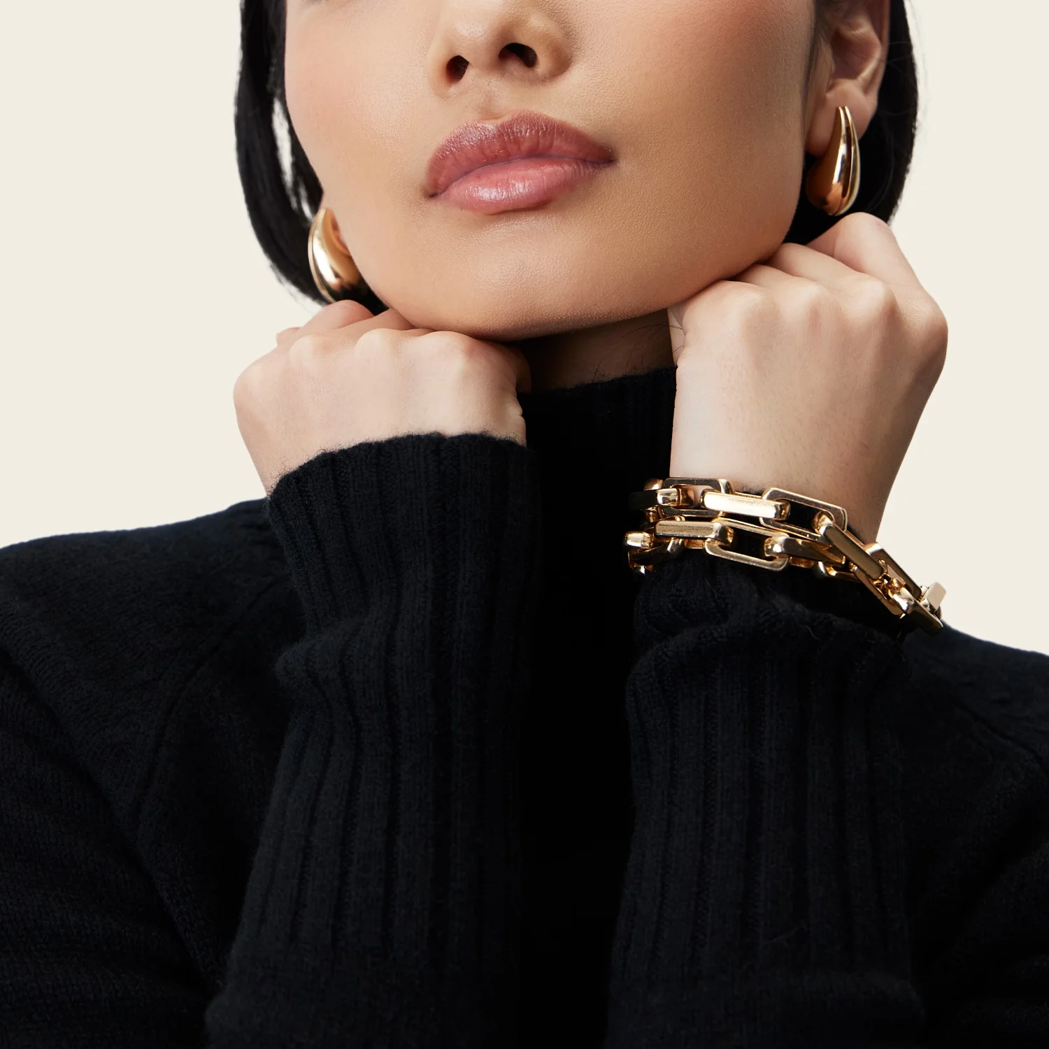 Emma Cashmere Relaxed Turtleneck Sweater - Image 46