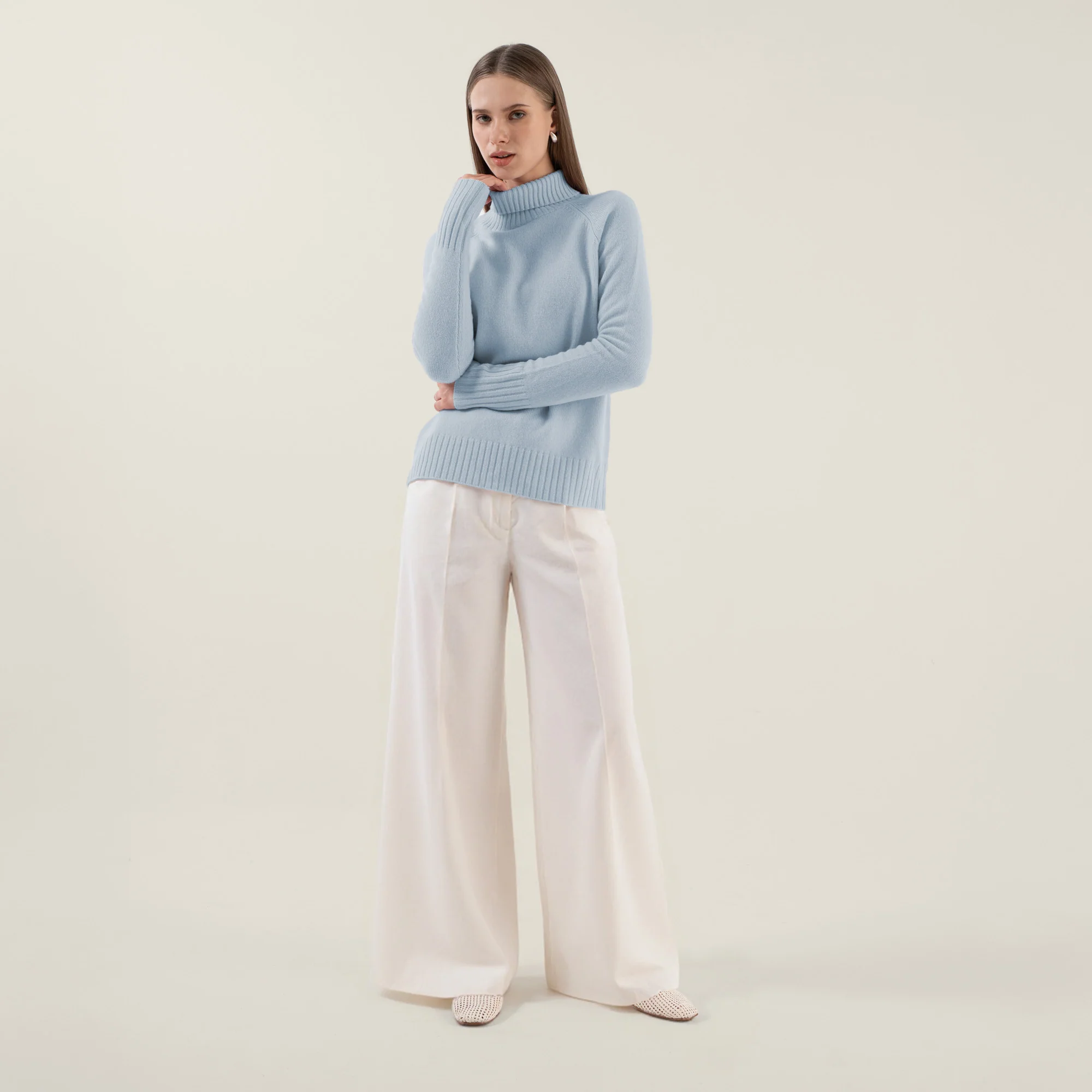 Emma Cashmere Relaxed Turtleneck Sweater - Image 5