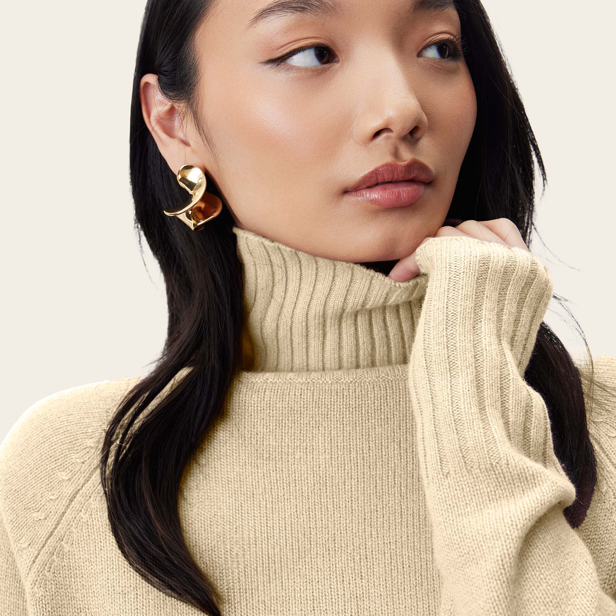 Emma Cashmere Relaxed Turtleneck Sweater - Image 71