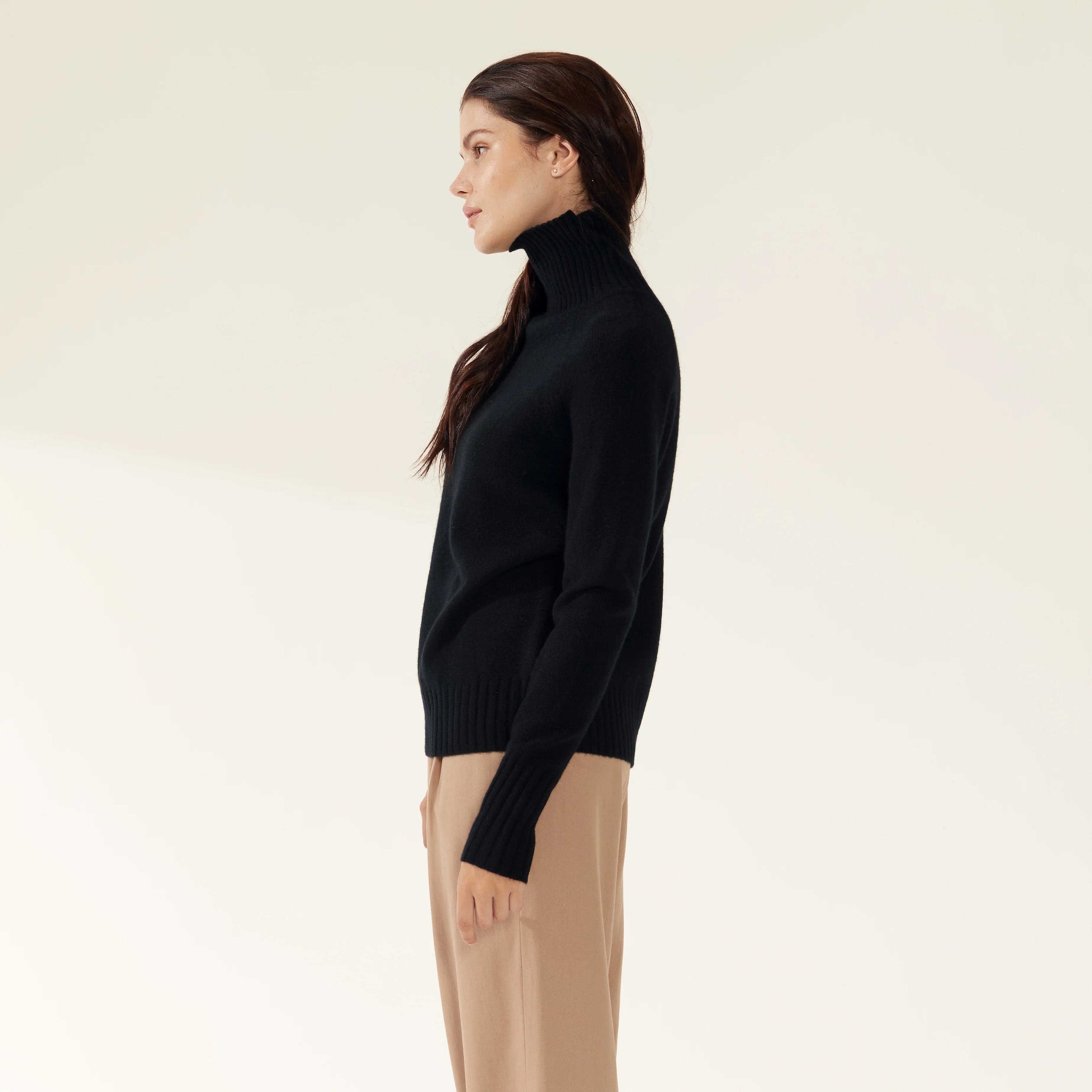 Emma Cashmere Relaxed Turtleneck Sweater - Image 9
