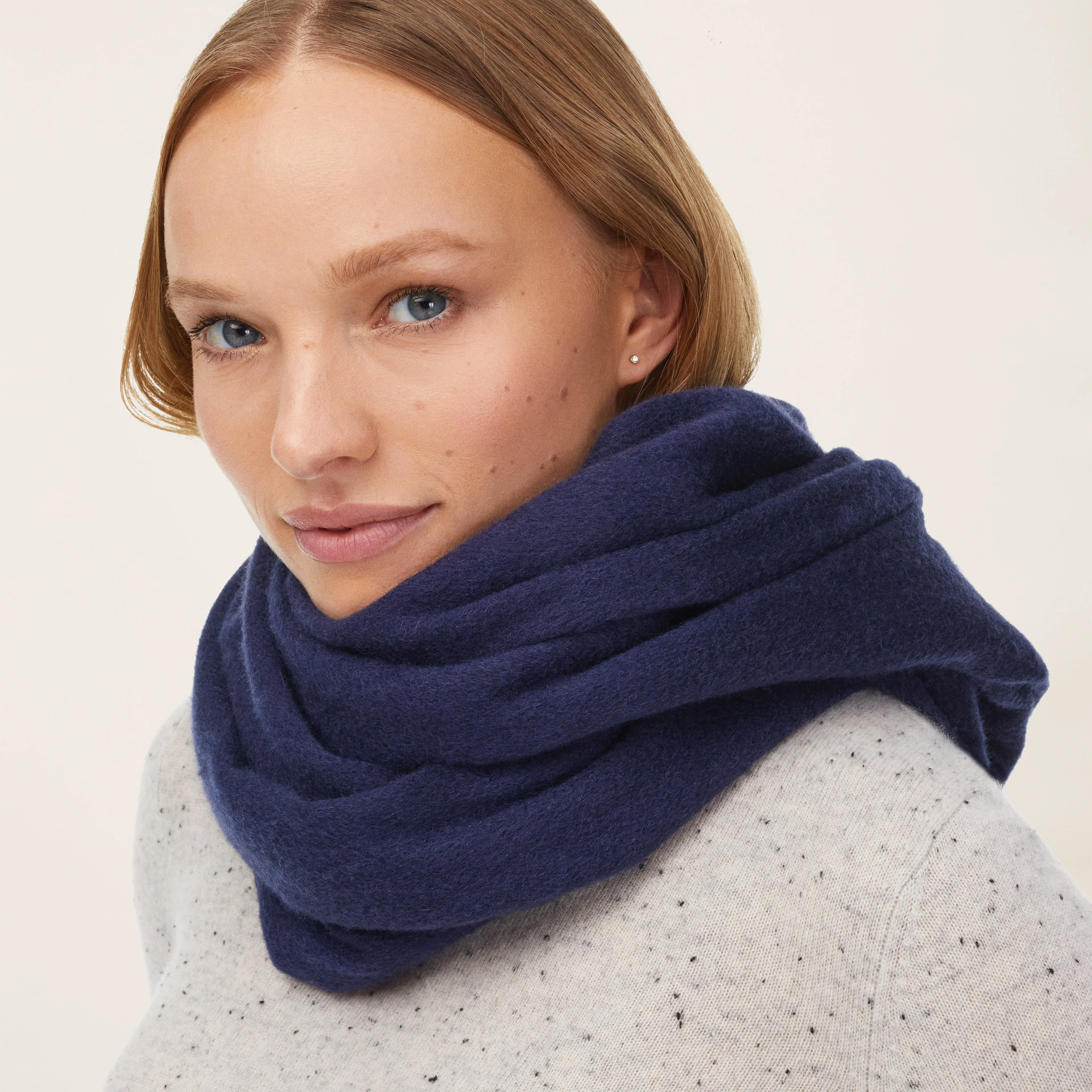 Cleo Oversized Cashmere Scarf - Image 11