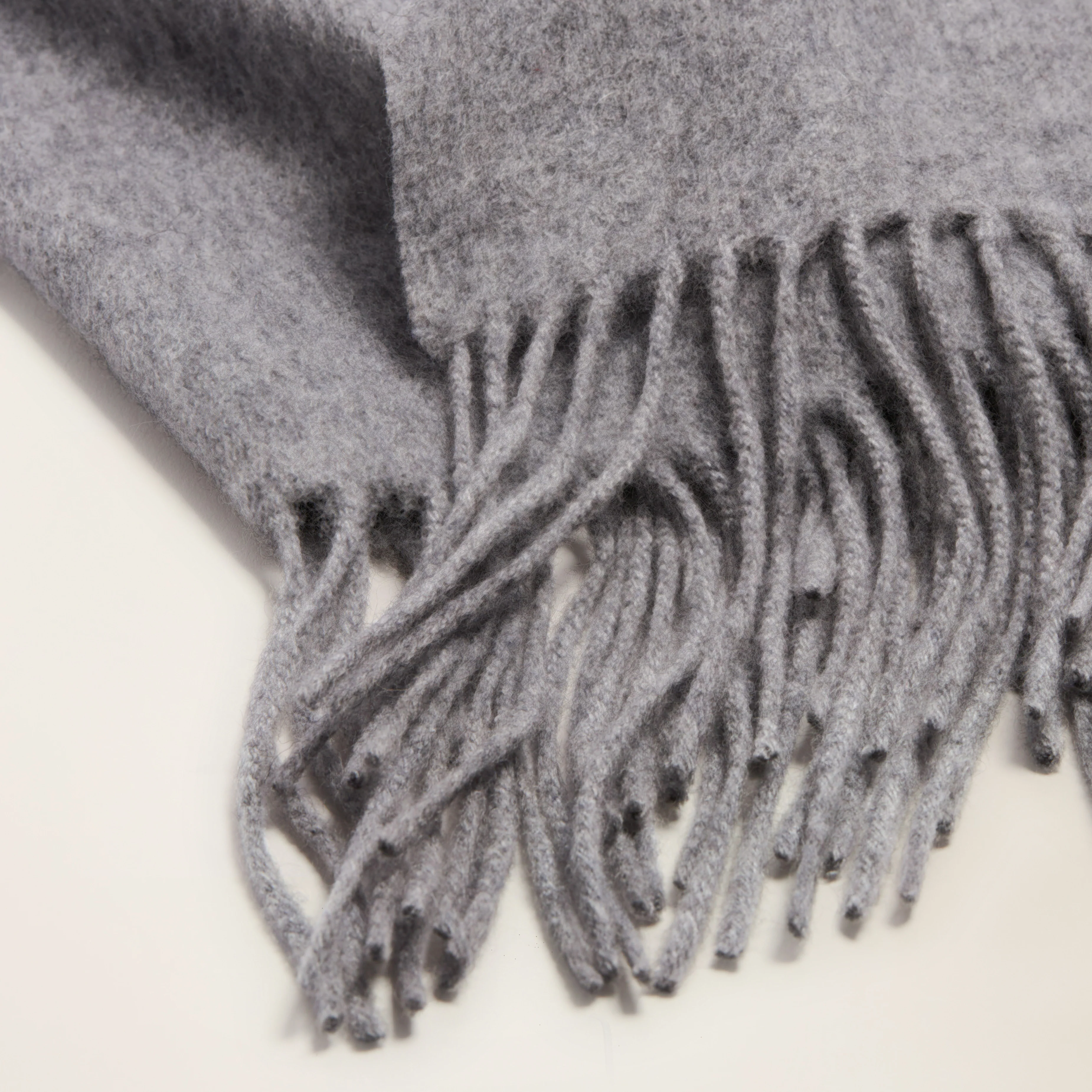 Cleo Oversized Cashmere Scarf - Image 19