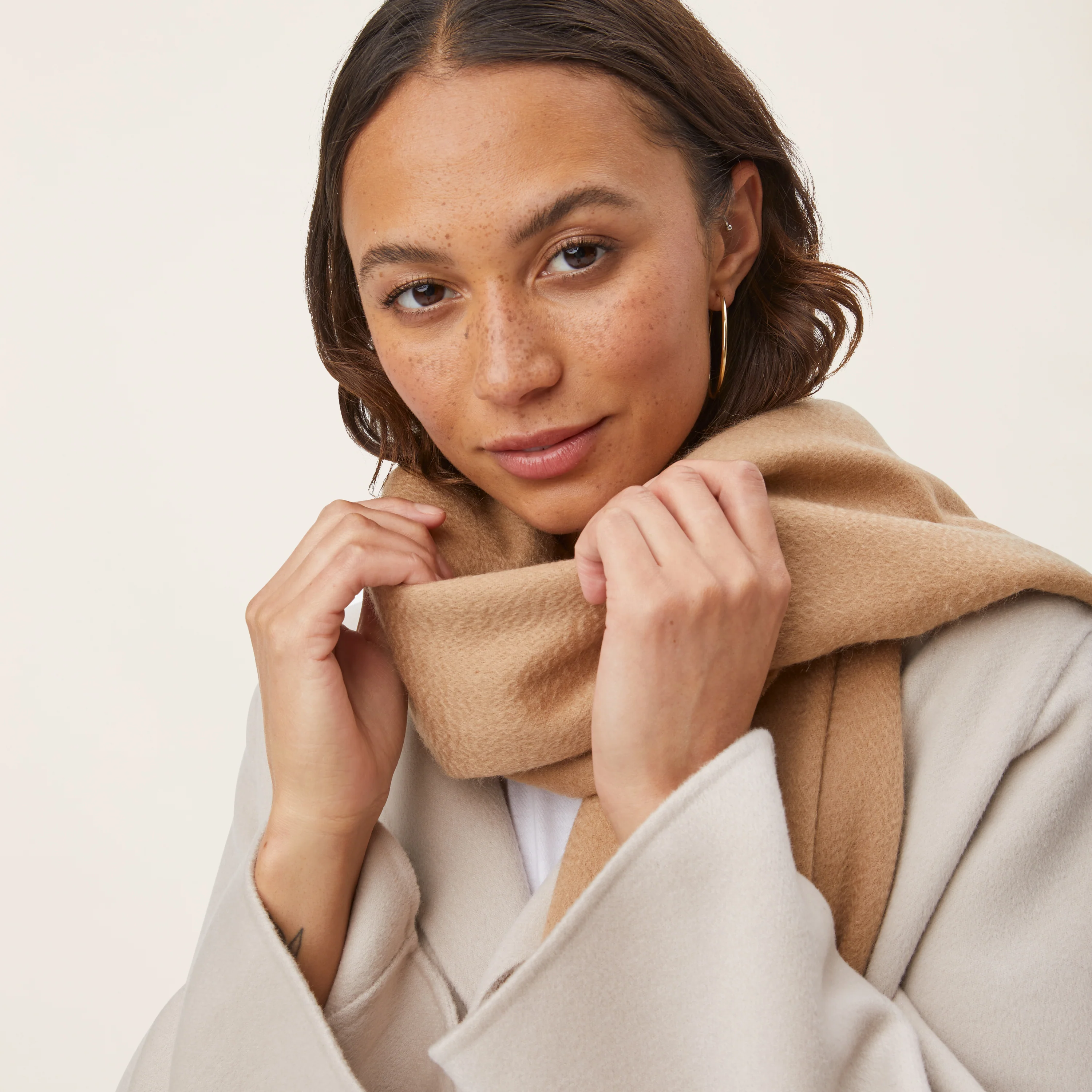 Cleo Oversized Cashmere Scarf - Image 21