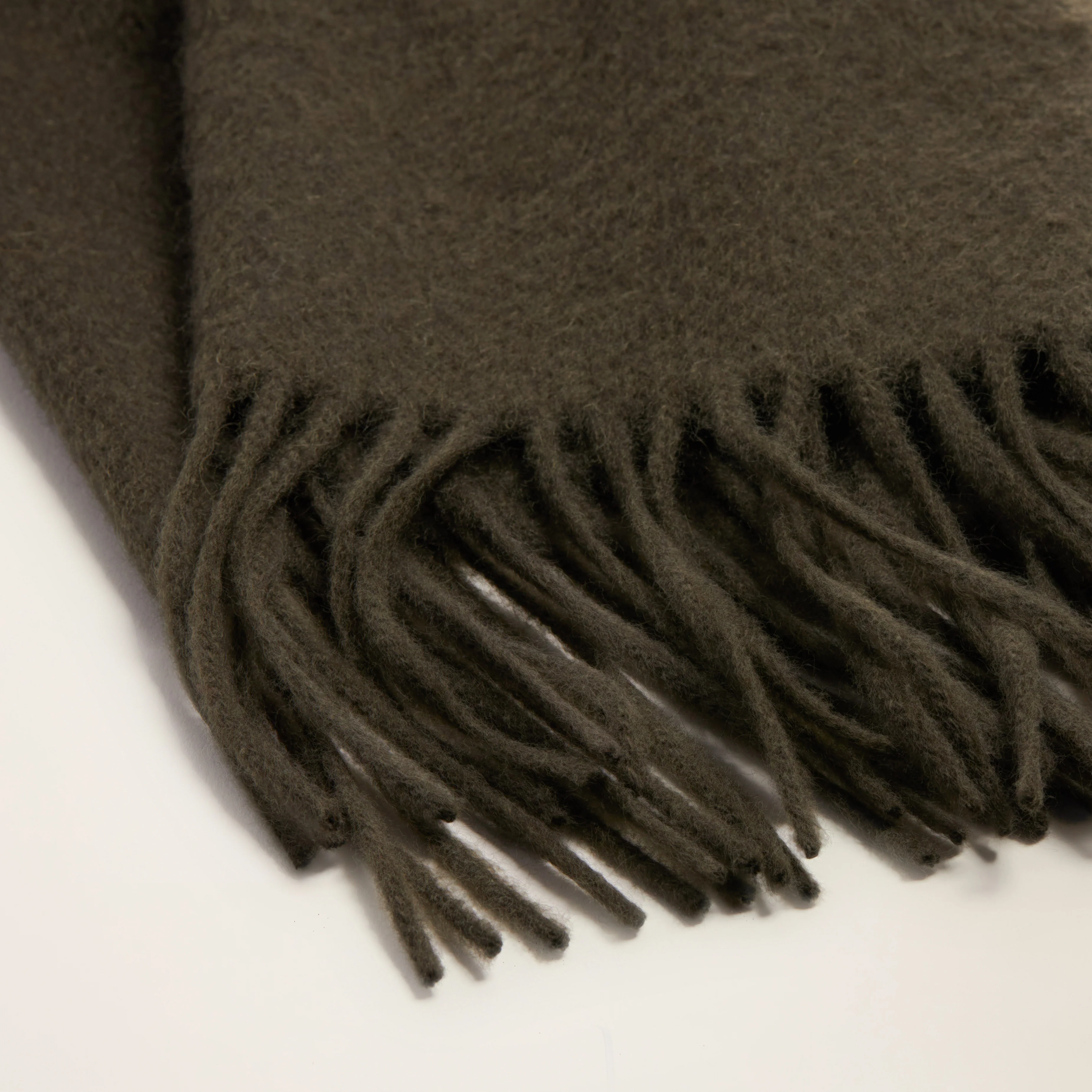 Cleo Oversized Cashmere Scarf - Image 7