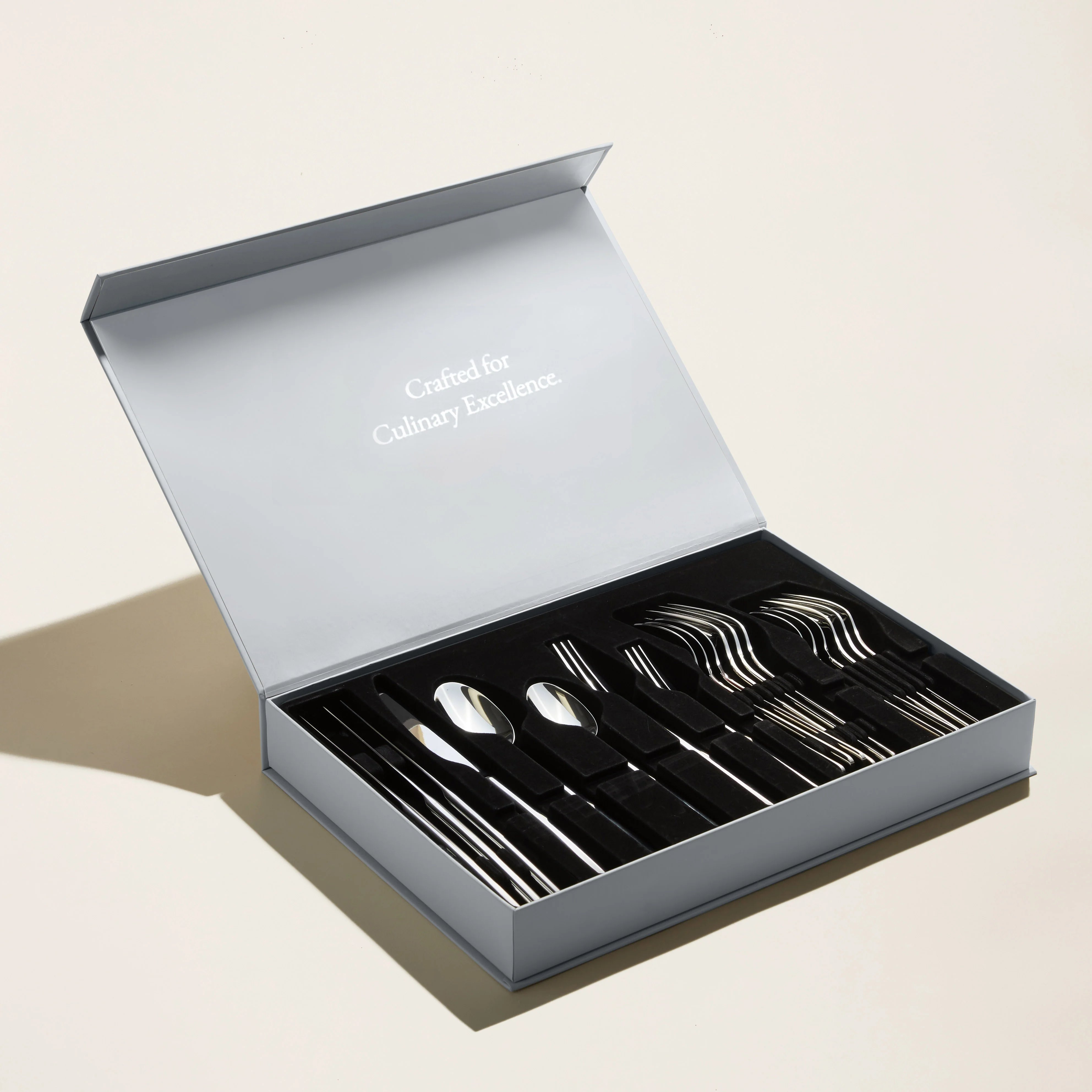 Emilia Mirror 20-Piece Flatware Set - Image 10
