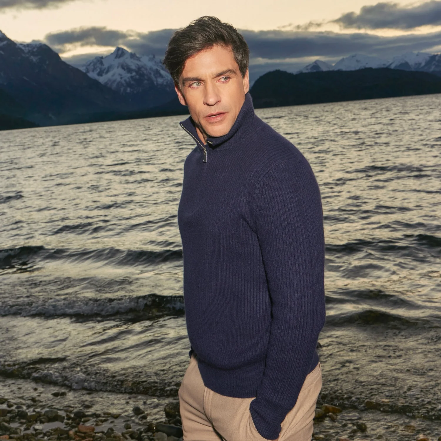 Shane Chunky Cashmere Quarter Zip Pullover - Image 18