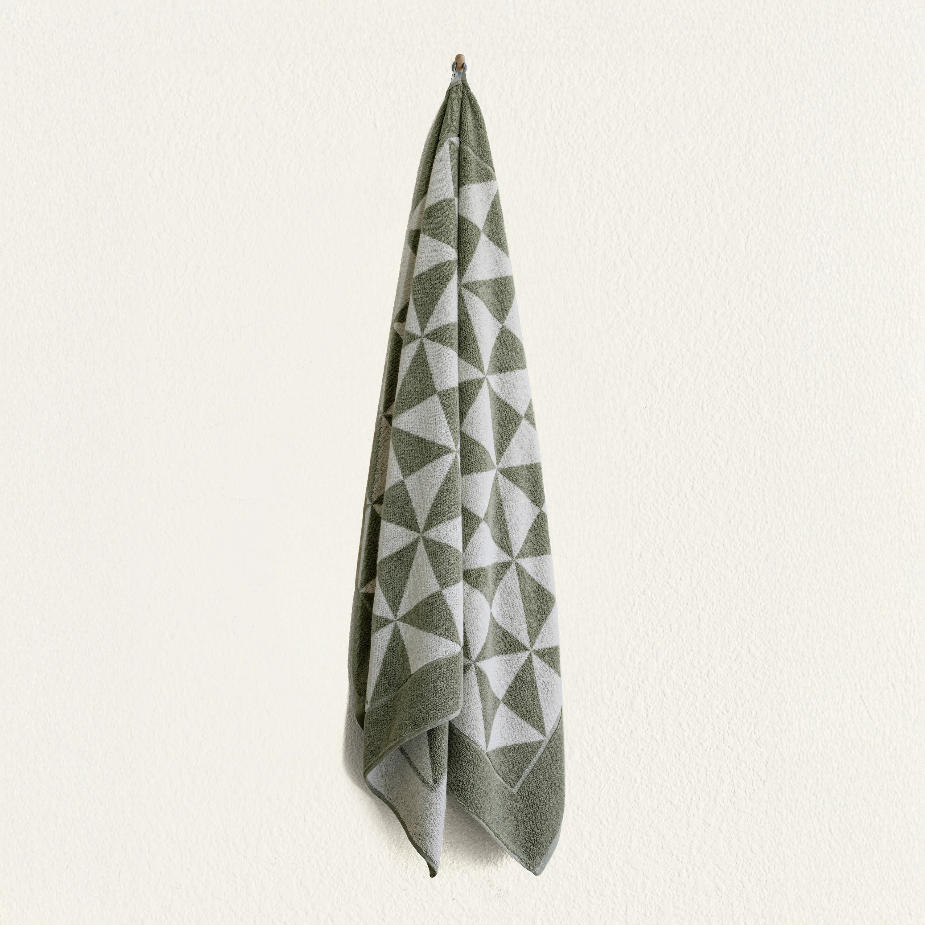 Umbra Cotton Beach Towel - Image 16